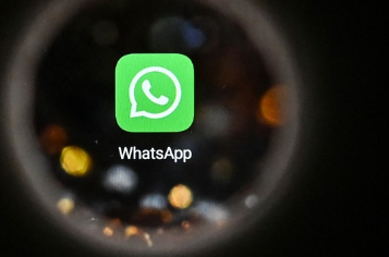 WhatsApp表情符号随着新的更新而栩栩如生