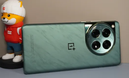 据称OnePlus 13将保留哈苏镜头但摄像头的提升幅度甚至超出预期